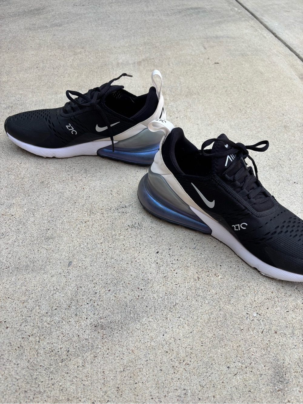 Nike Black/White Air Max 270 Athletic Sneakers - Picture 4 of 8